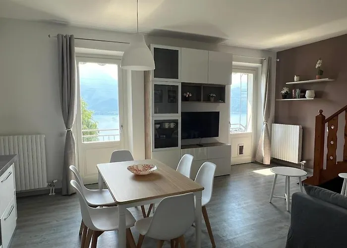 Sunset House Air Con Large Balcony, Unbeatable View And Peace *