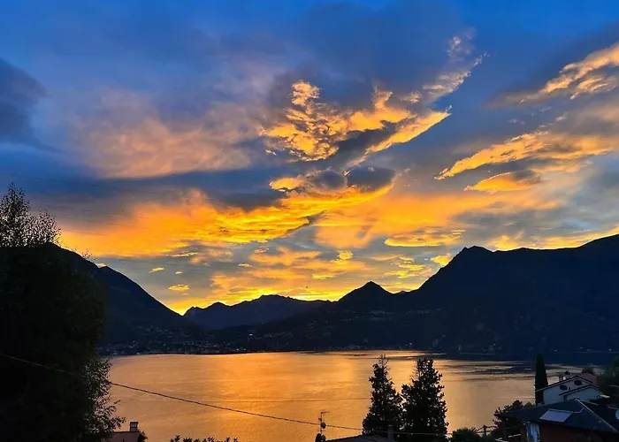 Sunset House Air Con Large Balcony, Unbeatable View And Peace アパート ペルレード