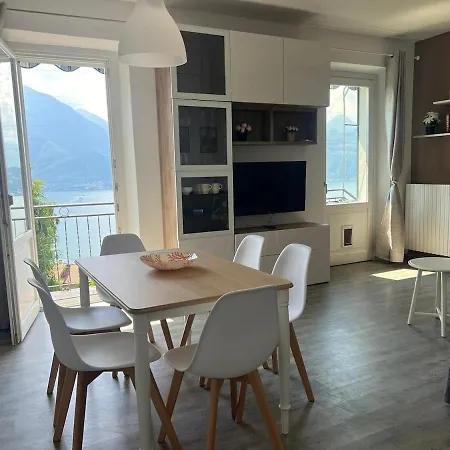 Sunset House Air Con Large Balcony, Unbeatable View And Peace